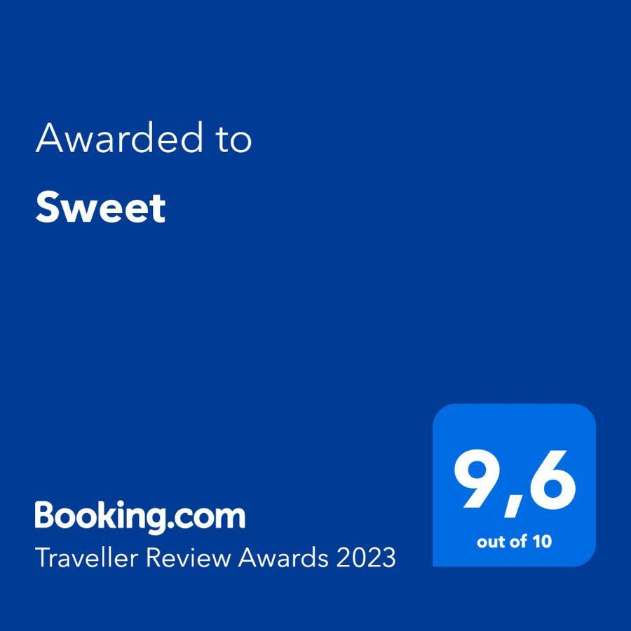 Апартаменты Sweet Ровинь Экстерьер фото